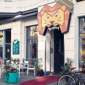 The Circus Hostal